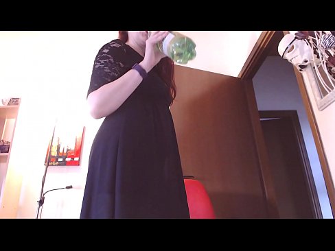 ❤️ Egy alázatos rabszolga, aki szereti a piszkos és buja bugyikat, kénytelen maszturbálni, miután megnézte ezt a videót! ❤️ Porno at hu.hentaisea-com.ru ❤