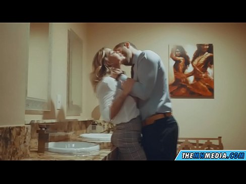 ❤️ Amikor egy bögyös szőke elcsábít egy nyilvános WC-ben ❤️ Porno at hu.hentaisea-com.ru ❤